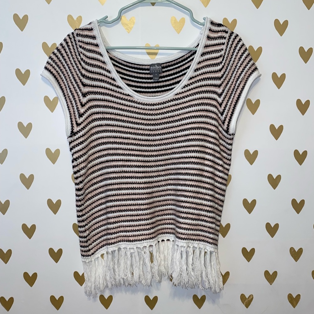 Soho Jeans Knit top